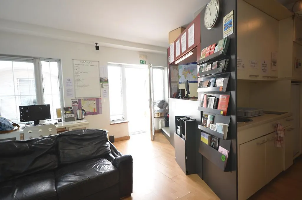 H2O Hostel-1